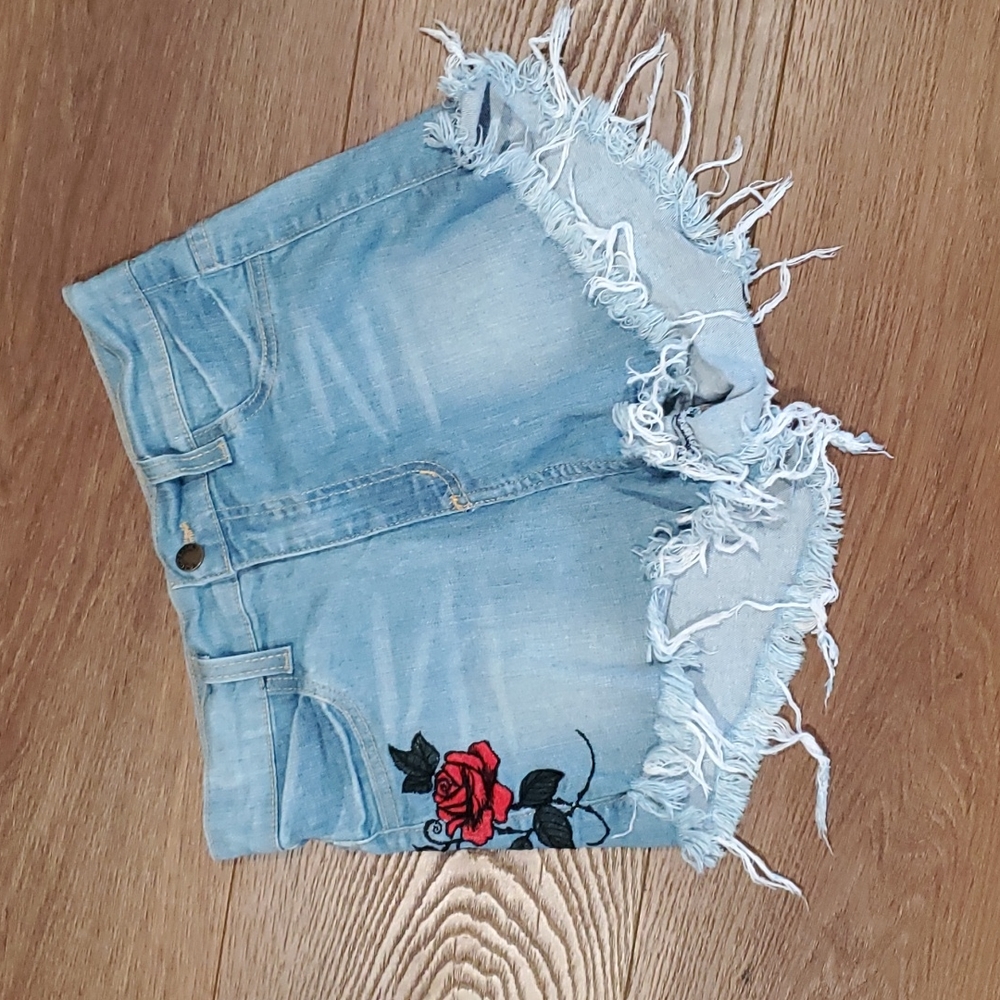 GJG DENIM high rise shorts.     #4399